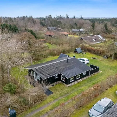 Raisa - 200m To The Fjord By Interhome *